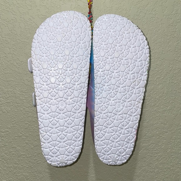 Stoney Clover Lane X Target Tie Dye Women’s Sandals - Picture 3 of 4